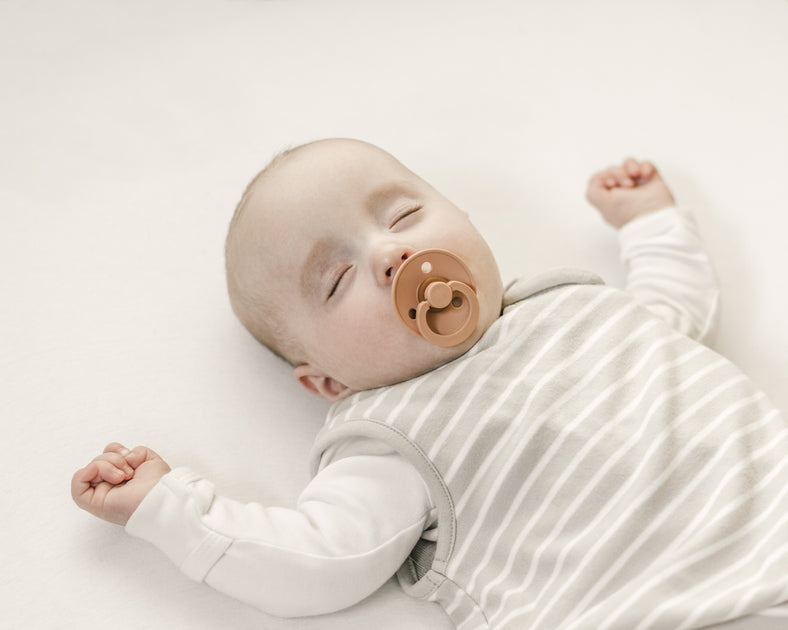 why-do-babies-twitch-in-their-sleep-woolino-canada